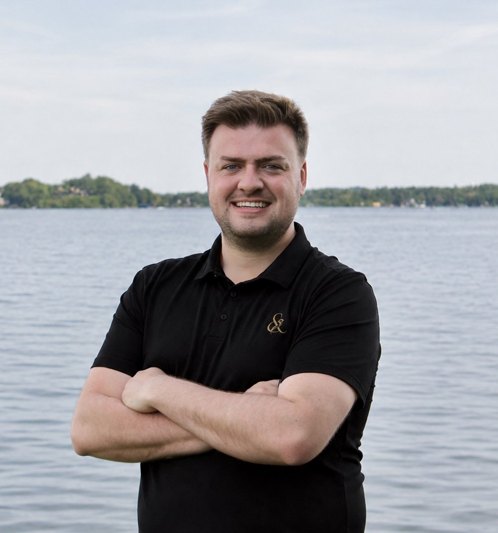 Brady Gruenhagen, Area Manager